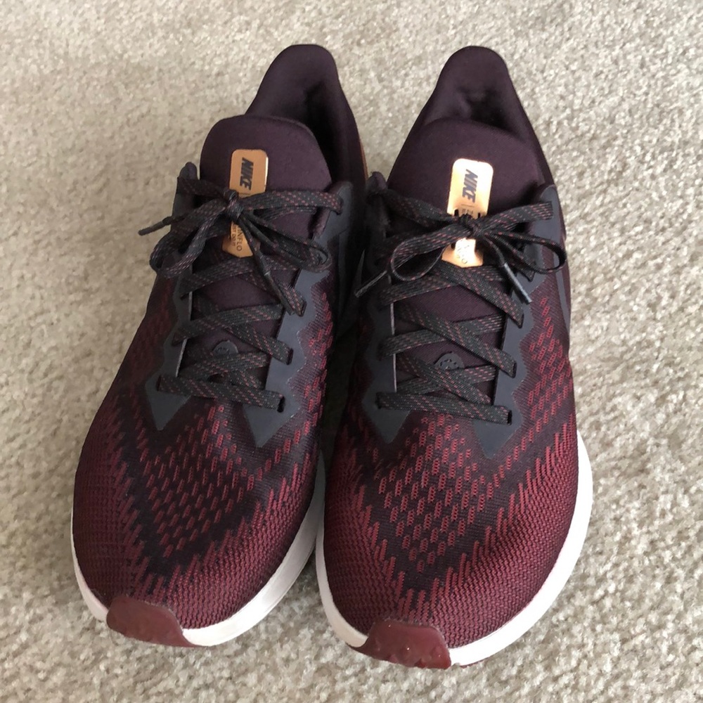 Nike Zoom Winflo Running Shoes Sz 11